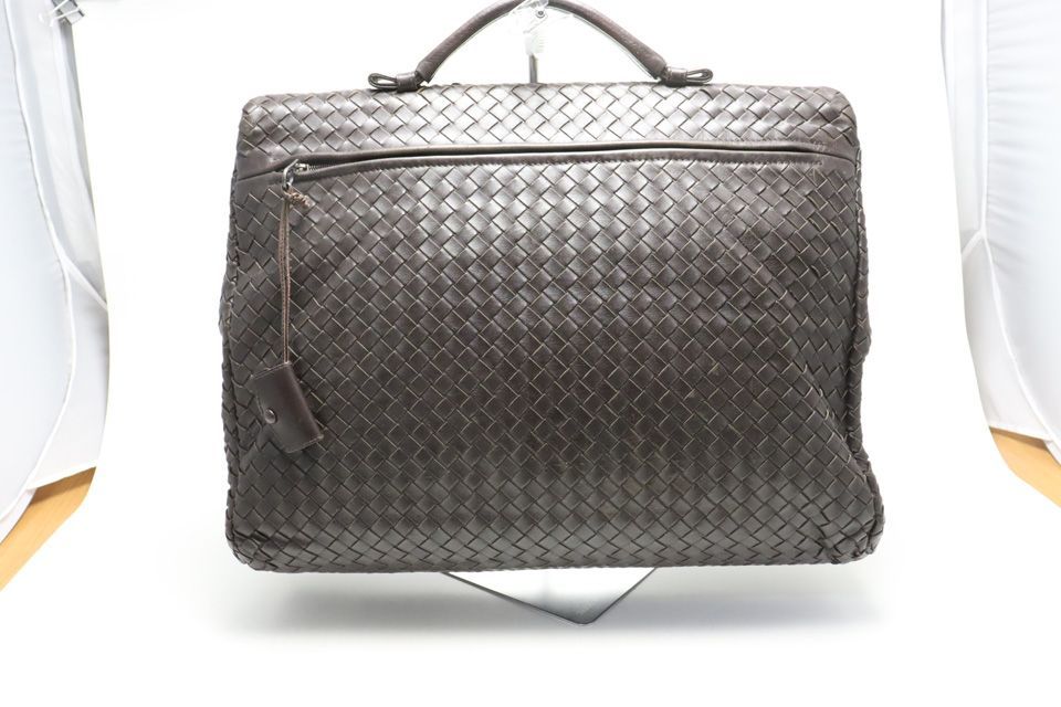 Bottega Veneta Leather Briefcase — view 2