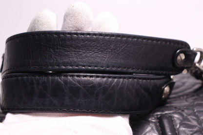 Chanel Stand Leather Che Bag — view 5
