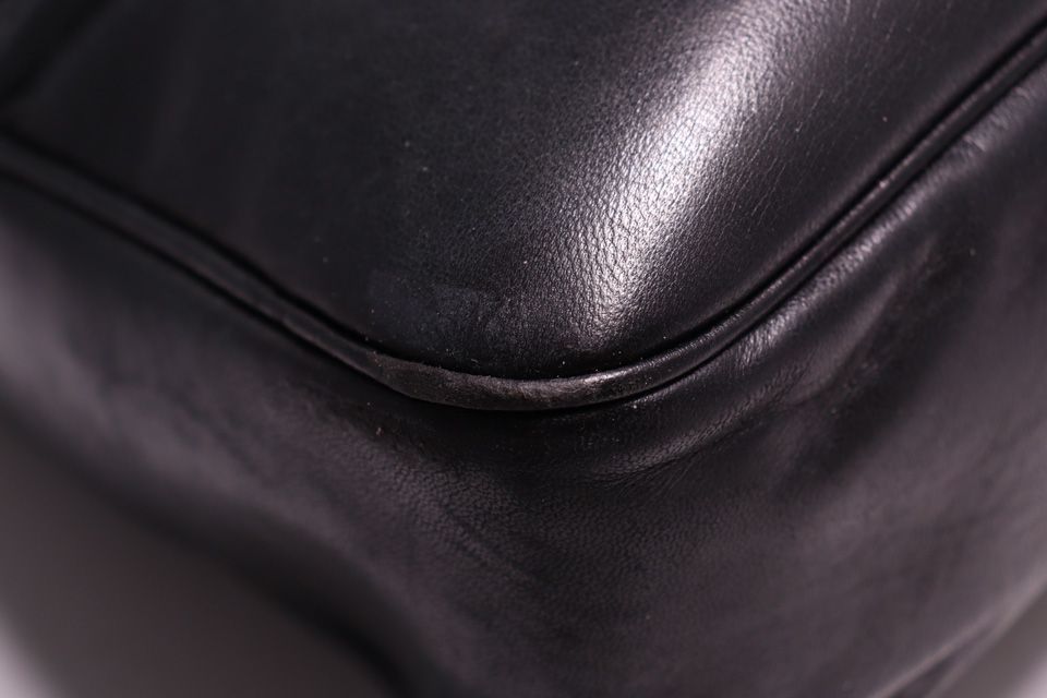 Chanel GD Leather Handbag — view 5