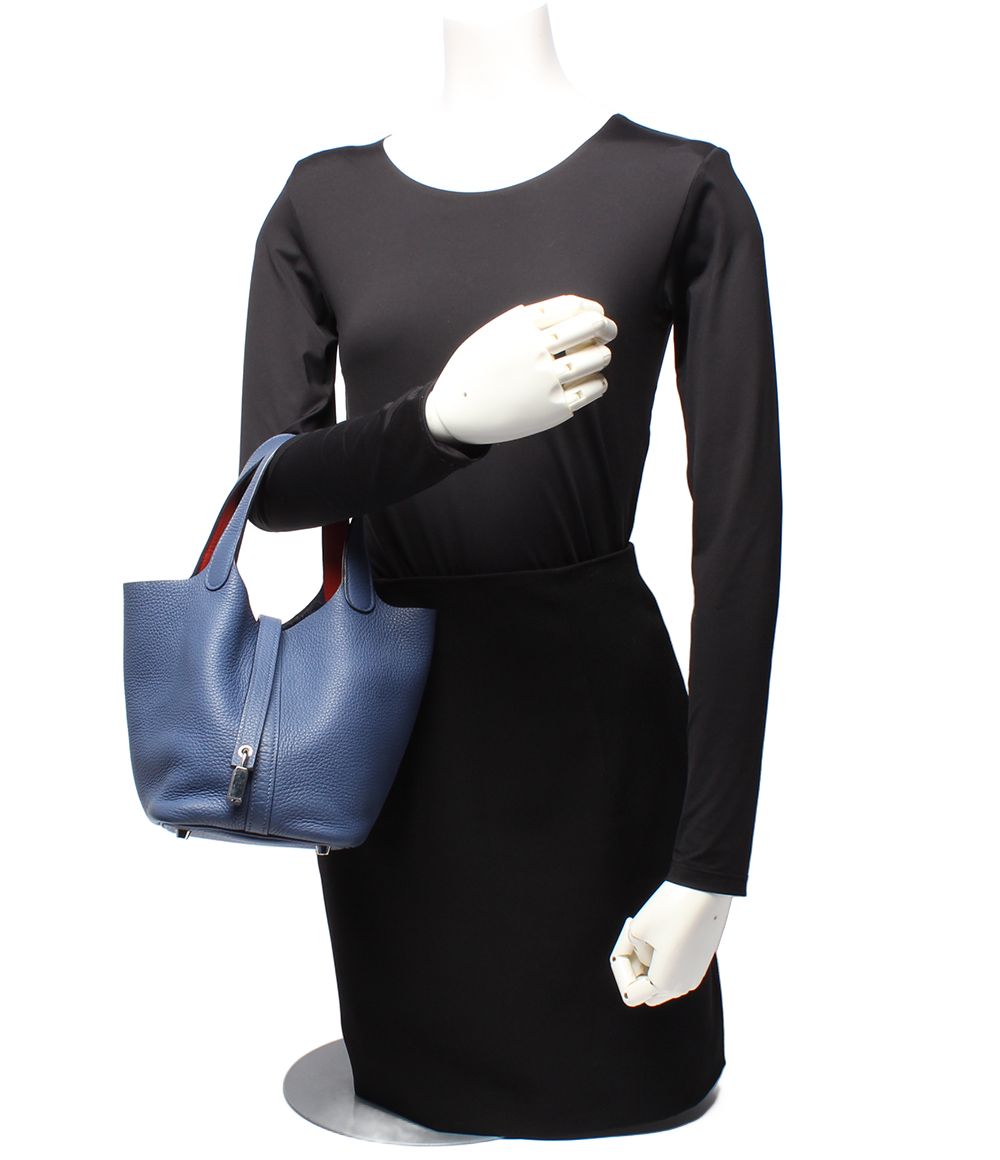 Hermes Handbag Silver Blue Capucines Taurillon Clemence — view 9