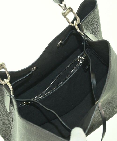 Louis Vuitton Shoulder Bag — view 4