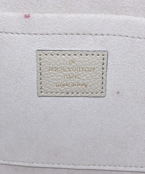 Louis Vuitton Shoulder Bag — view 5
