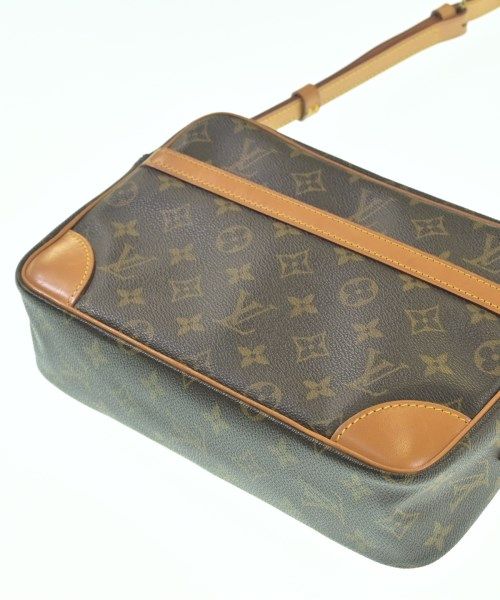 Louis Vuitton Shoulder Bag — view 7