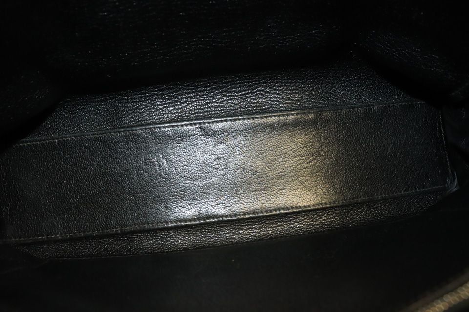 Hermes Fourre Tout PM Leather Handbag — view 7