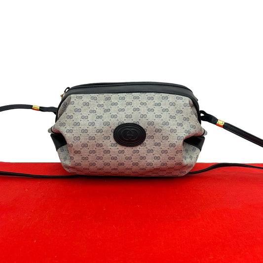Gucci Vintage Micro GG Logo Leather Mini Shoulder Bag Pochette Navy