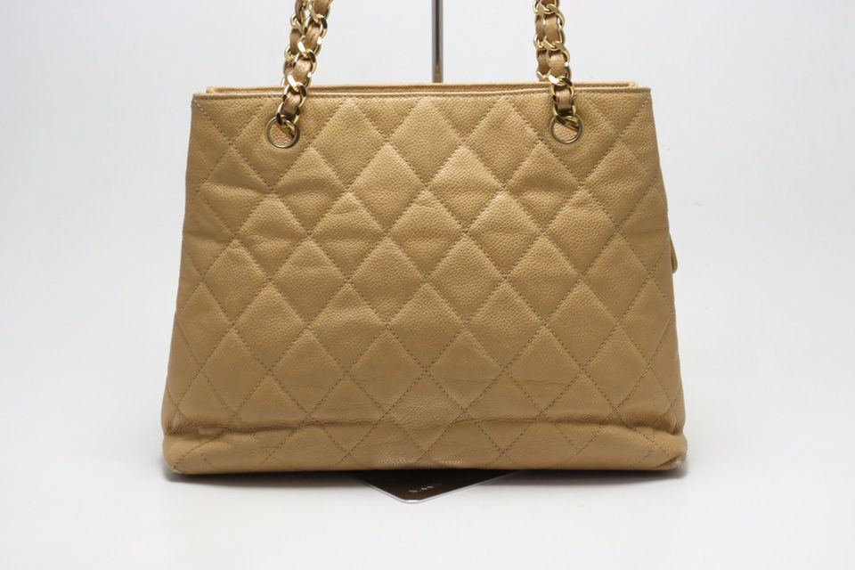 Chanel Stand Quilted Caviar Leather GD Che Handbag — view 2