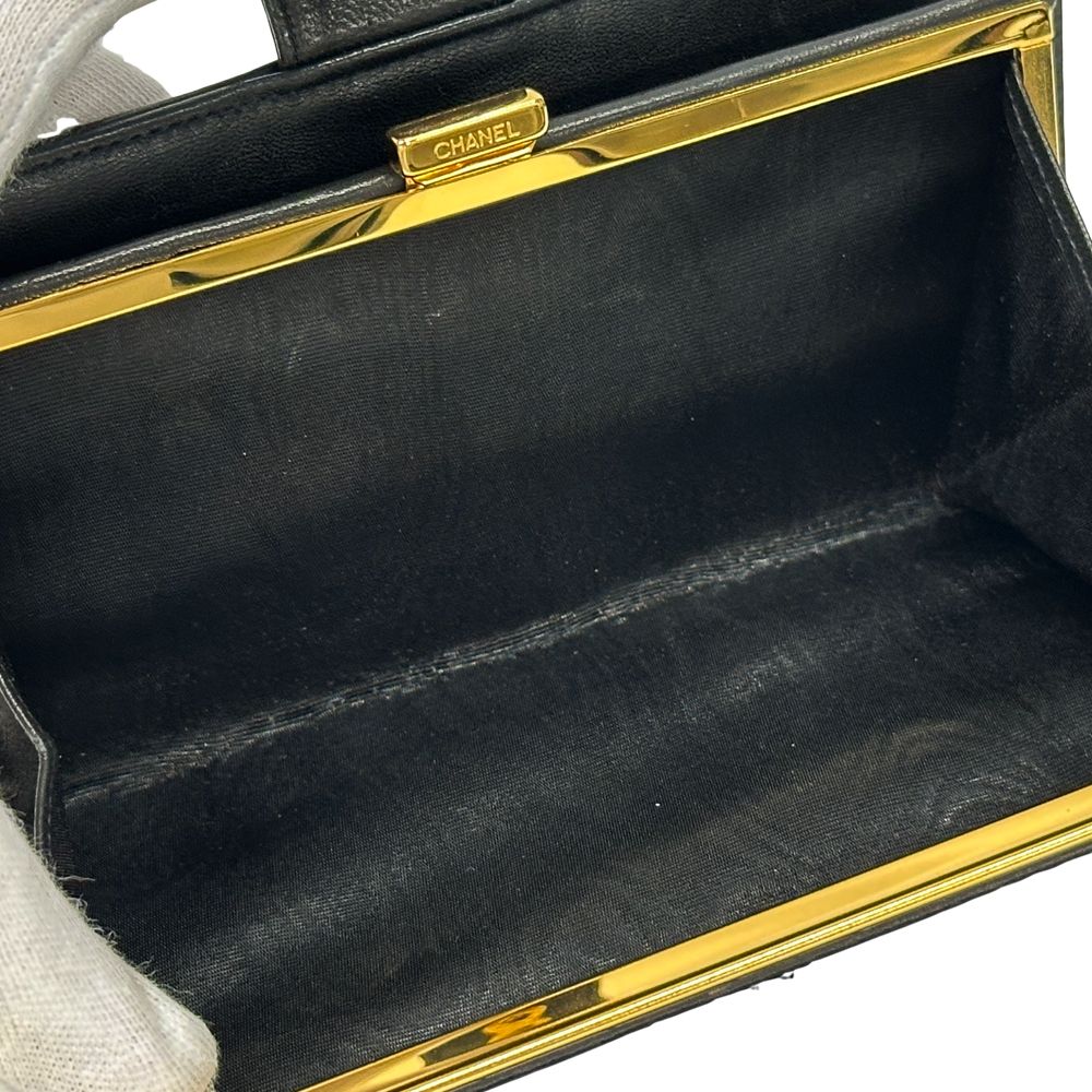 Chanel Wallet CC Logo Lambskin Black Gold — view 9