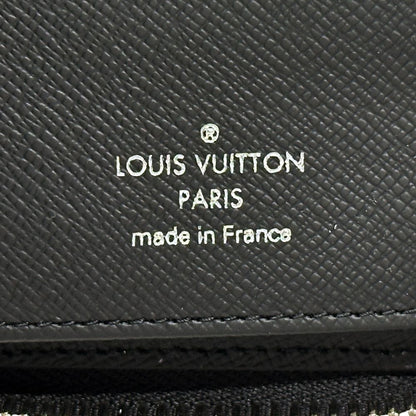 Louis Vuitton Wallet Taiga Noir Black — view 5