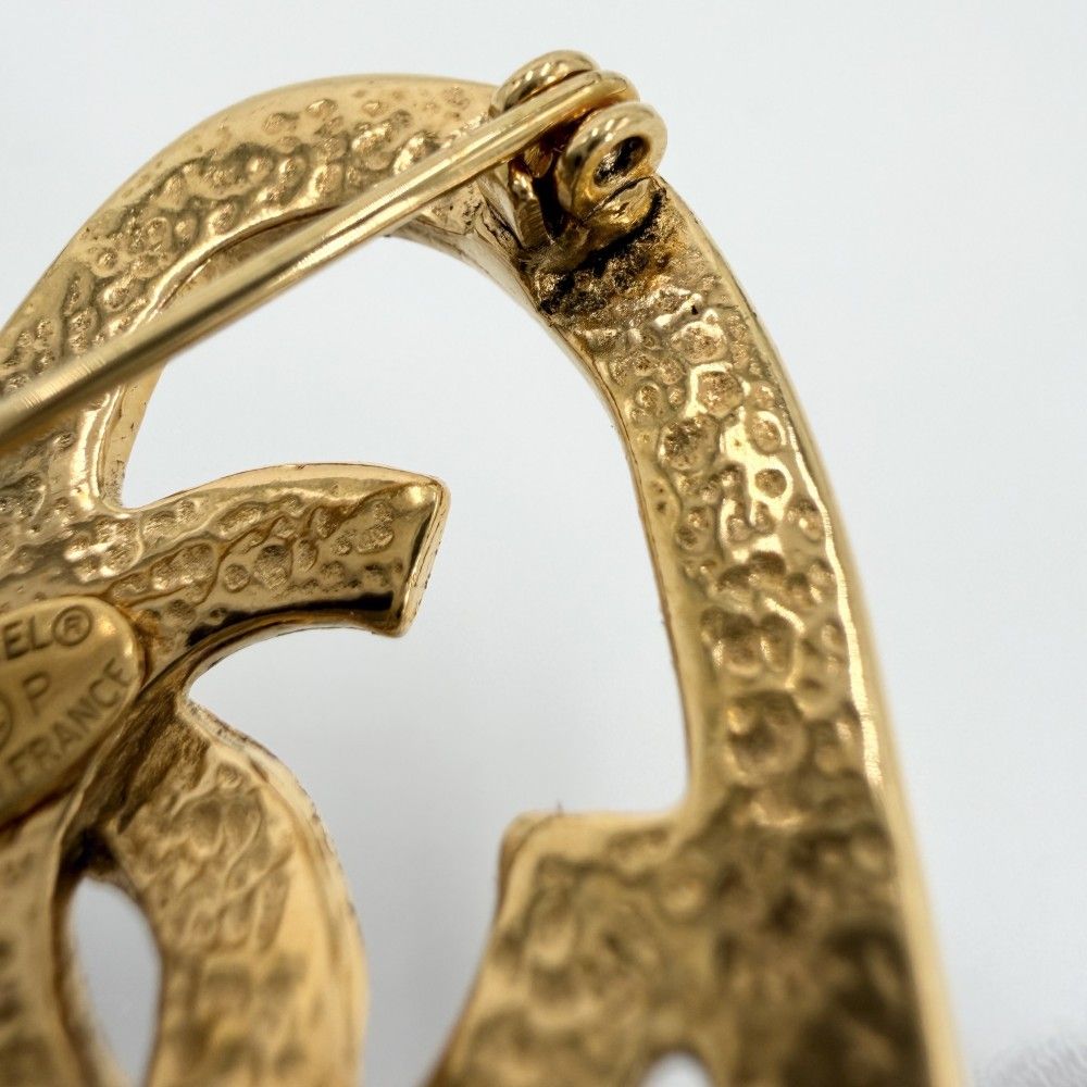 Chanel Brooch CC Logo Heart Motif Vintage Gold Plated — view 5