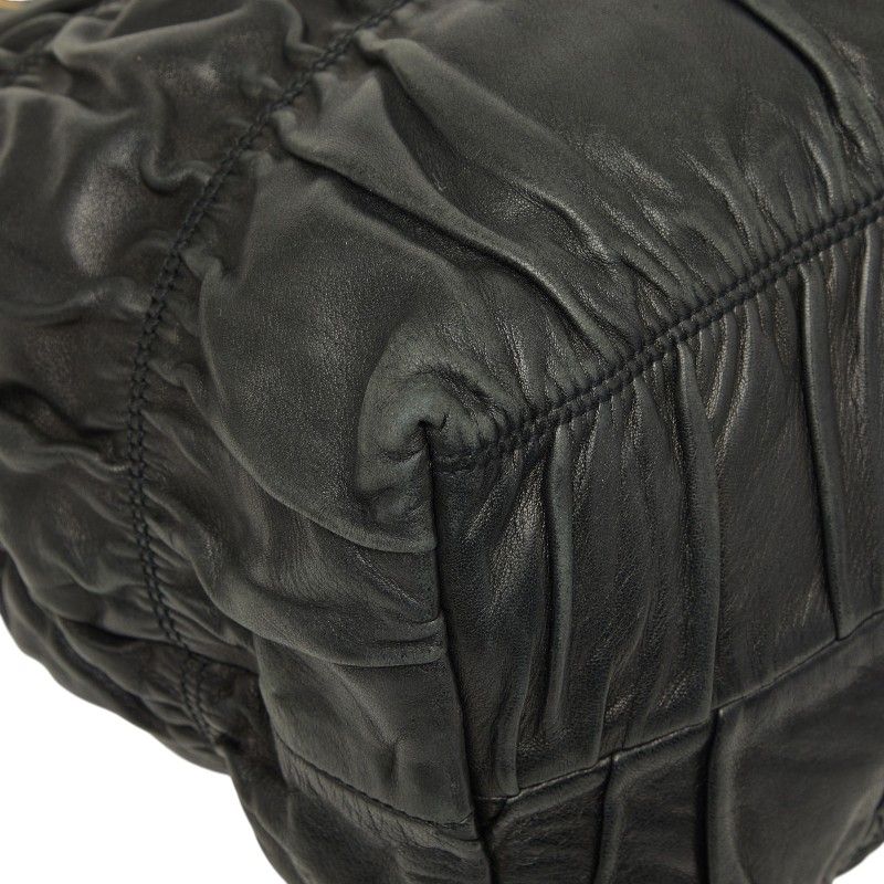 Prada Tote Black Leather Saffiano — view 7
