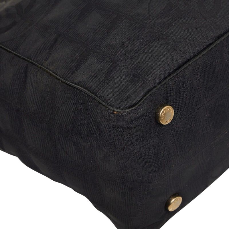 Chanel leline Handbag Black Nylon Leather — view 4