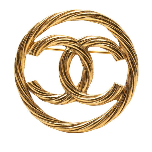 Chanel CC Logo Tsustrikesa Ninele Gold Plating 1 Brooch