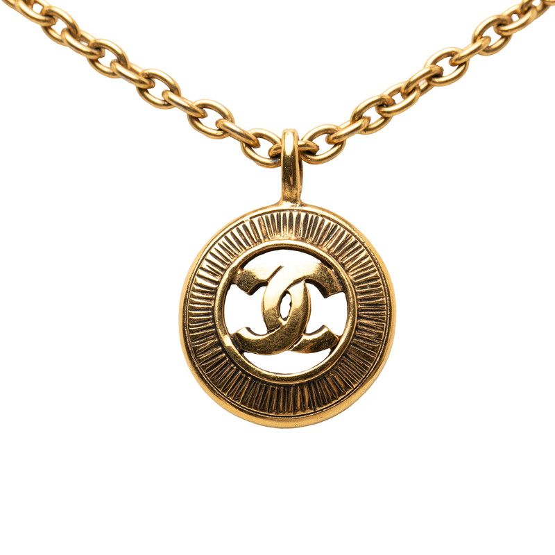 Chanel CC Logo Chain Round Pendant Necklace Gold Plated