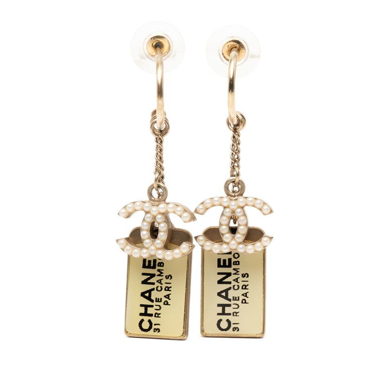 Chanel CC Logo 31 Rue Cambon Plate Earrings Gold tale Pearl