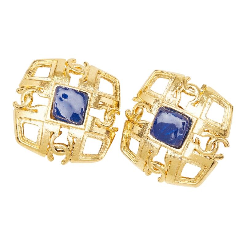 Chanel Vintage CC Logo Strike Earrings Gold Plating