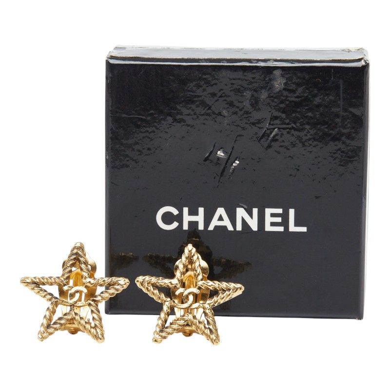 Chanel CC Logo Star Motif Earrings Gold Plating — view 4