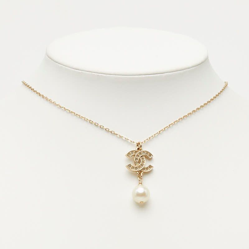 Chanel CC Logo Line Strike Necklace Chien Plating Pearl — view 7