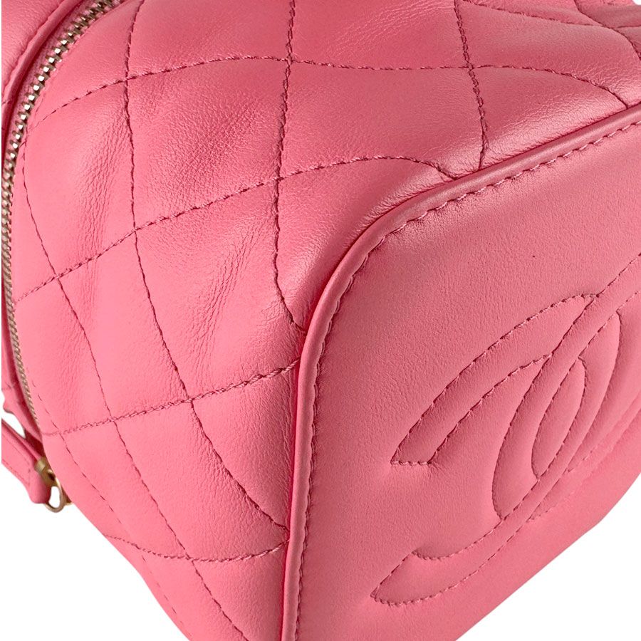 Chanel Shoulder Bag Pink — view 8