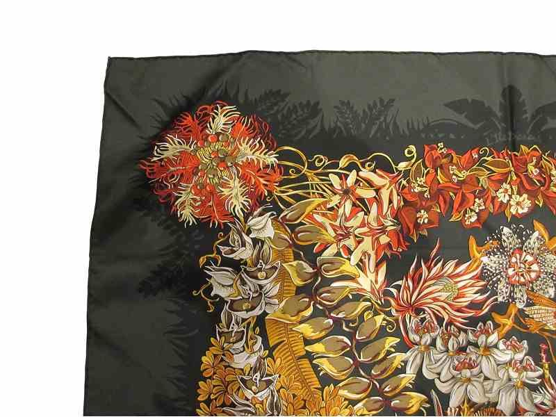 Hermes Scarf Carre 90 L'ile Deserte Human Island Green — view 4