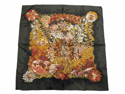 Hermes Scarf Carre 90 L'ile Deserte Human Island Green