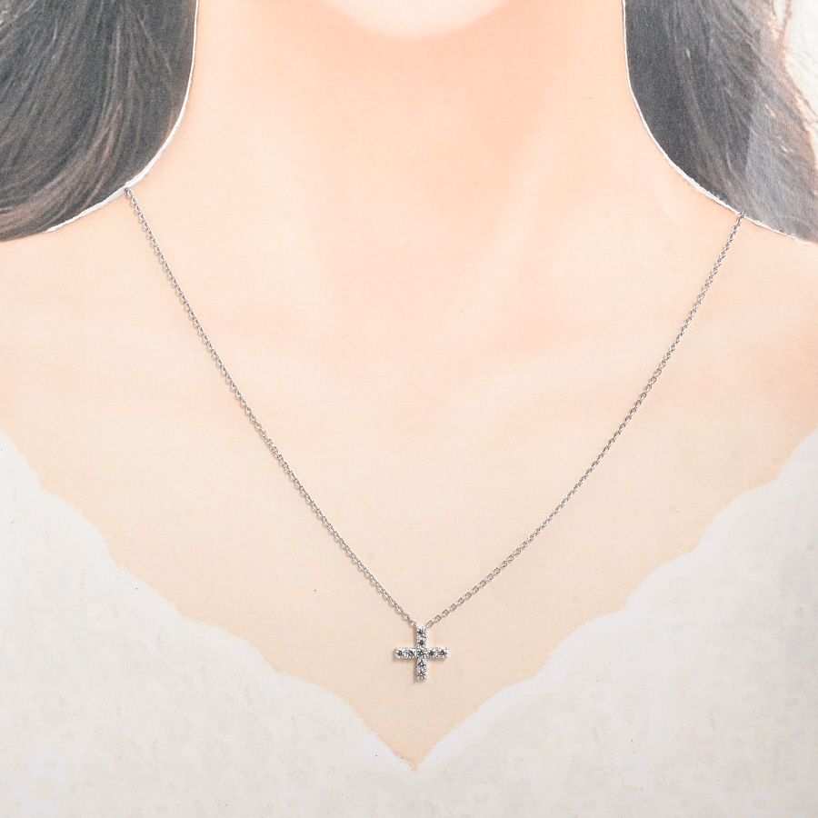 Harry Winston Necklace Symbols by Mini Cross Pedpremcrmc — view 5