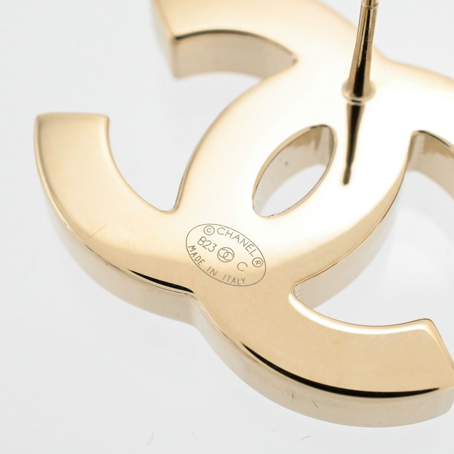 Chanel Earrings Gold — view 4