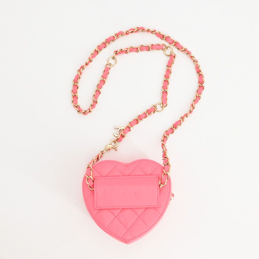 Chanel Shoulder Bag Heart Chain — view 3