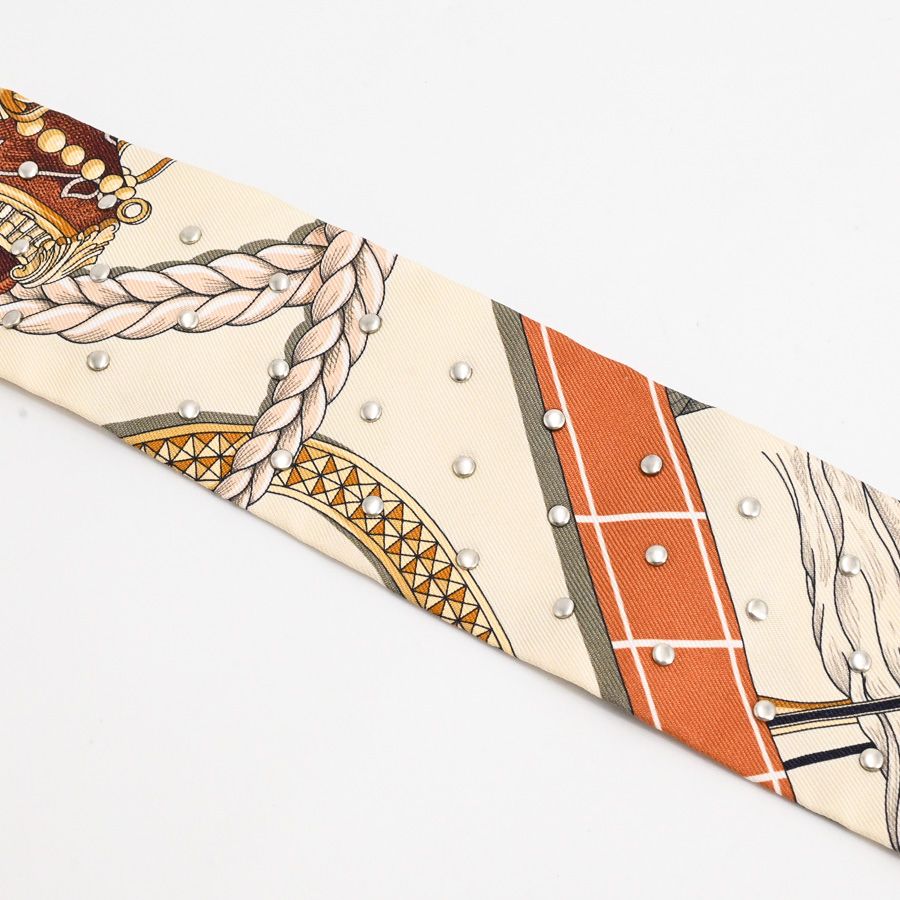 Hermes Scarf Twirly Courte — view 3