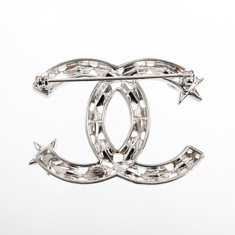 Chanel Brooch Silver — view 3