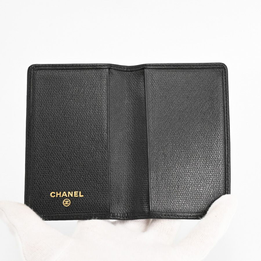 Chanel Card Case Coco Button — view 4