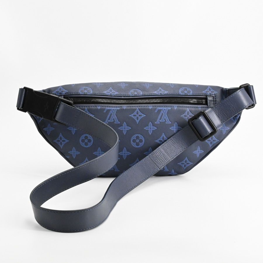 Louis Vuitton Belt Bag Discovery Bum Pack — view 3