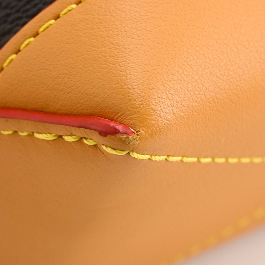 Louis Vuitton Shoulder Bag Cruise PM — view 7