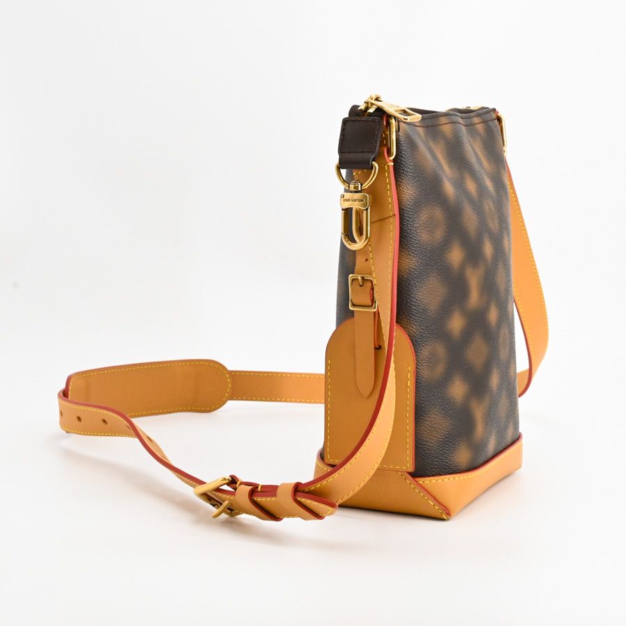 Louis Vuitton Shoulder Bag Cruise PM — view 2