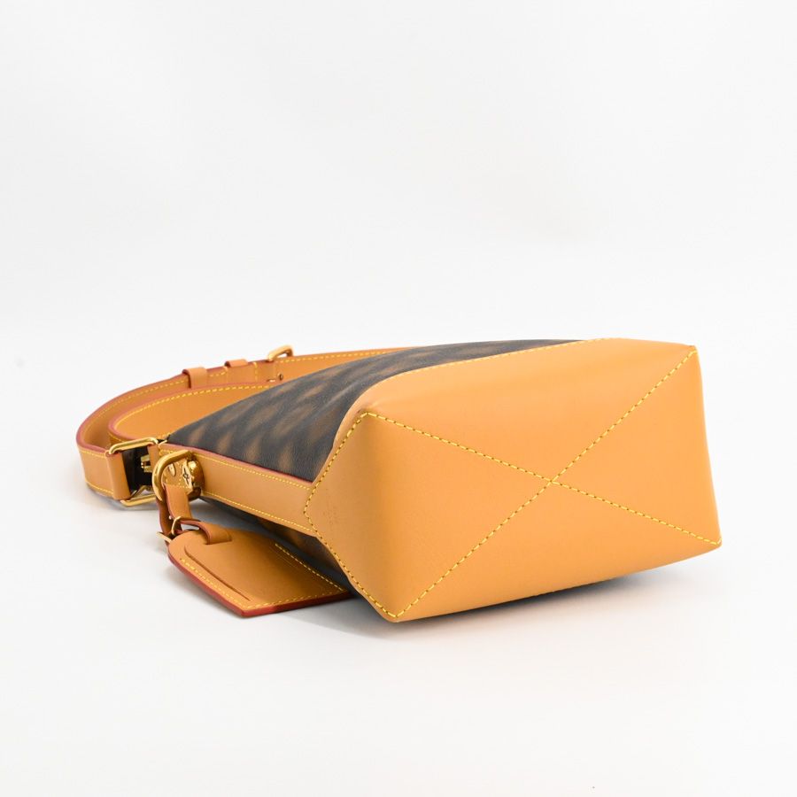 Louis Vuitton Shoulder Bag Cruise PM — view 5