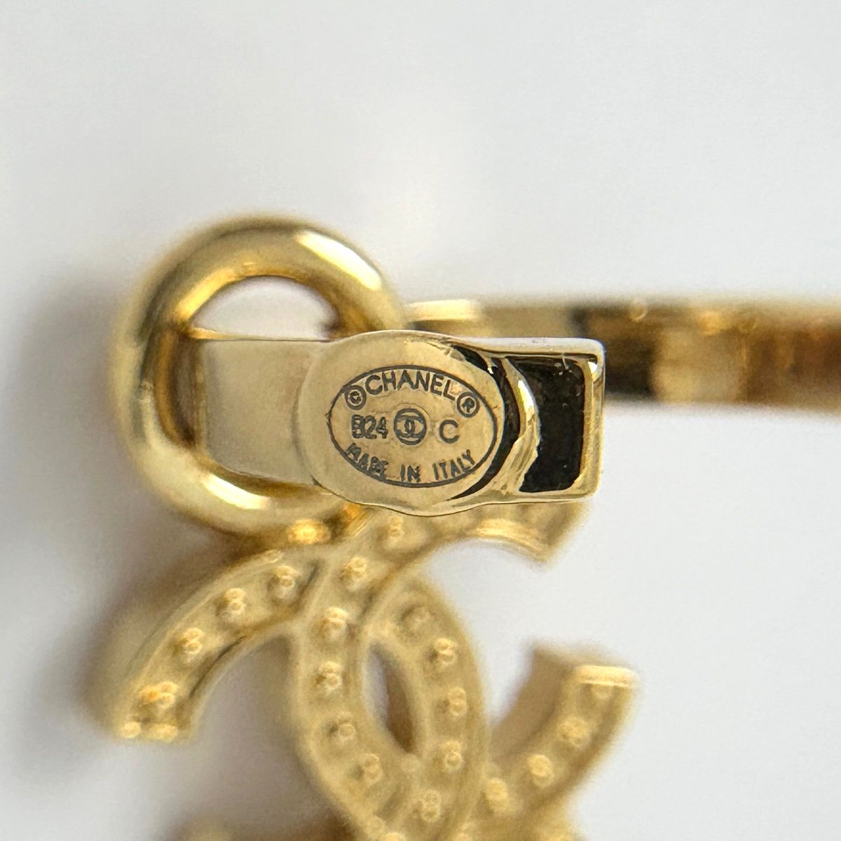 Chanel CC Logo Rhinestone Earrings Swing Gold — view 4