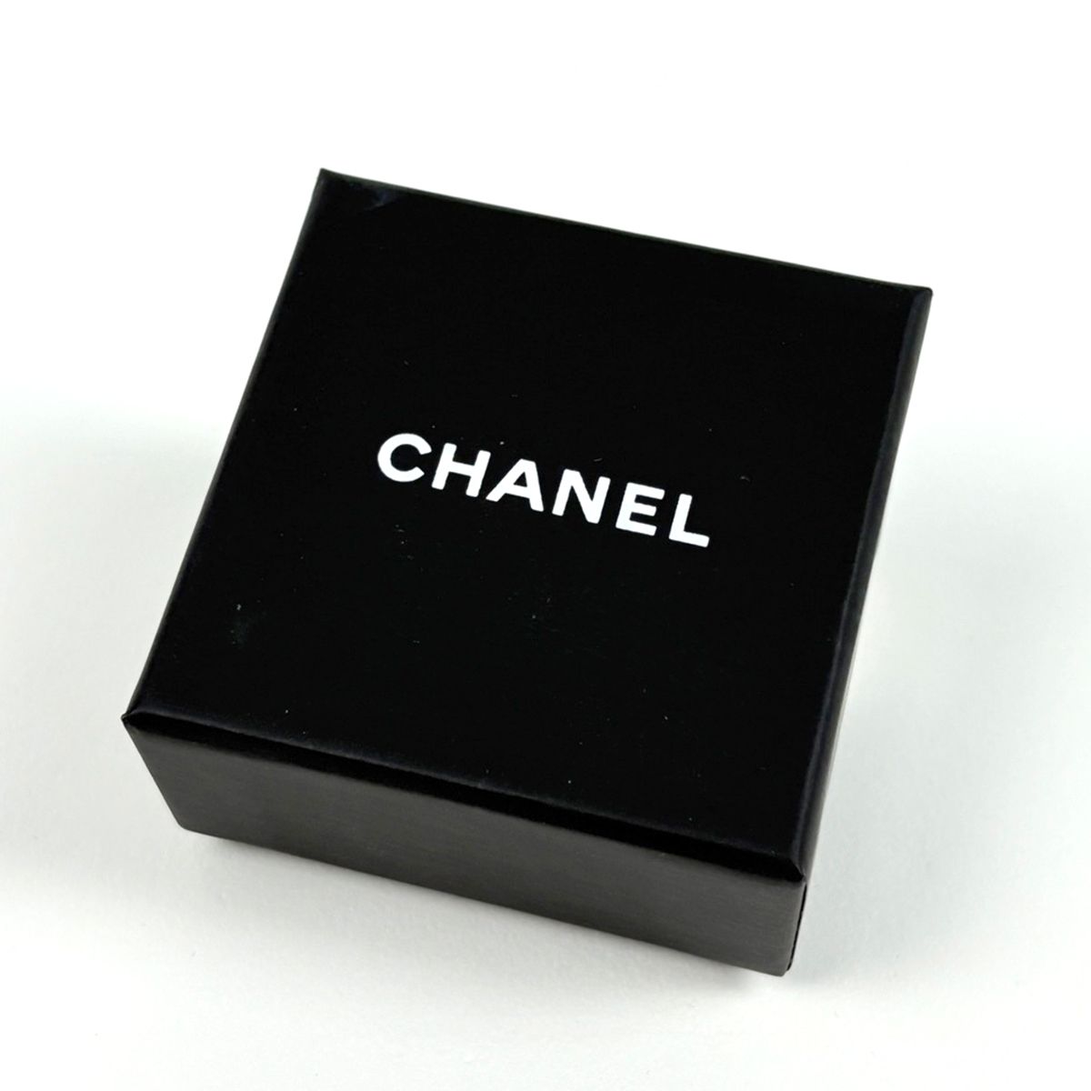 Chanel CC Logo Rhinestone Earrings Swing Gold — view 6