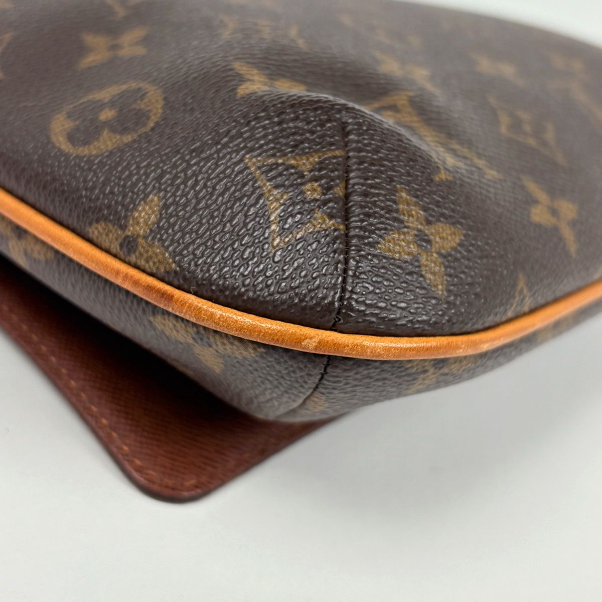 Louis Vuitton Musette Tango Long Shoulder Bag Monogram Brown — view 3