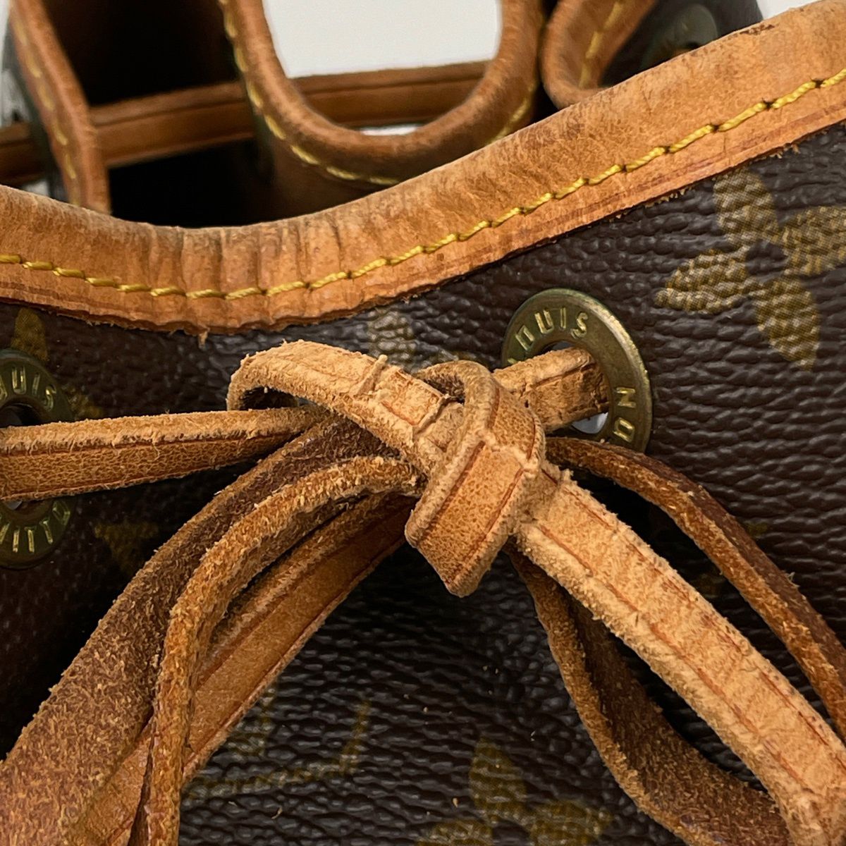Louis Vuitton Petit Noe Shoulder Drawstring Bag Monogram Brown — view 6