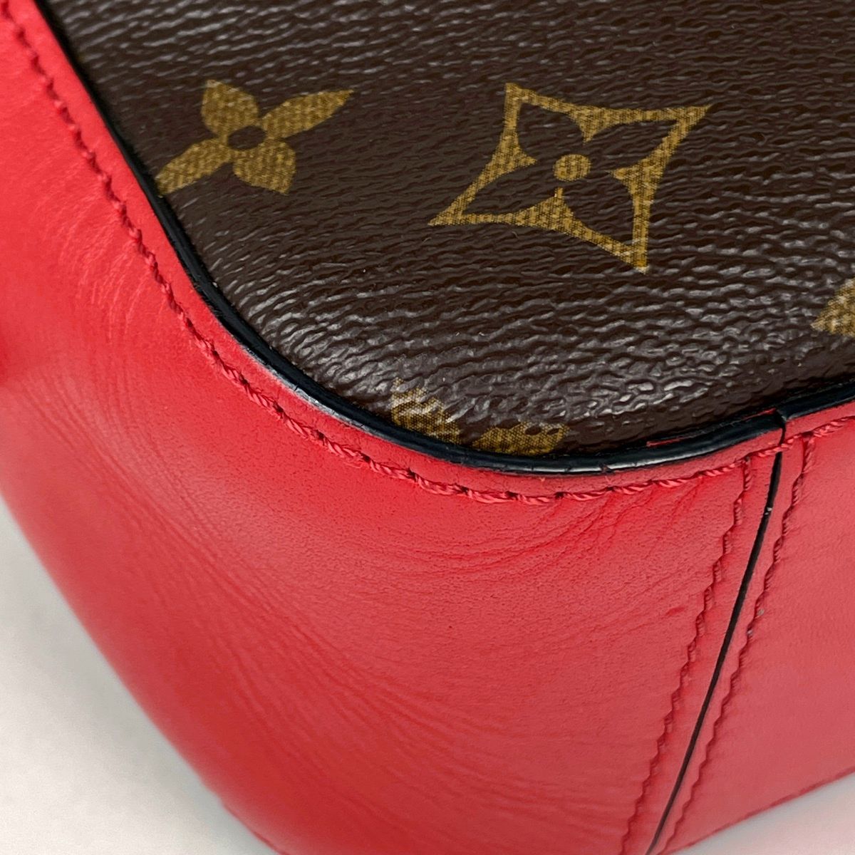 Louis Vuitton Saintonge Crossbody Shoulder Bag Monogram Brown Coquelicot — view 3