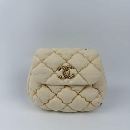 Chanel CC Logo Bubble Quilt Chain Shoulder Bag Crossbody Cream Cotton Vintage — view 5