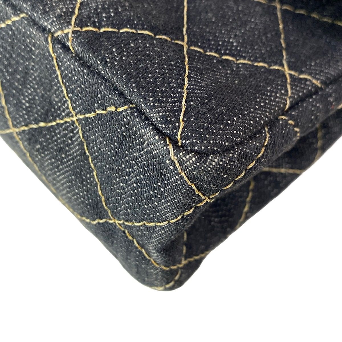 Chanel Shoulder Bag Quilted Navy Chain Gold Flap Turnlock — view 7