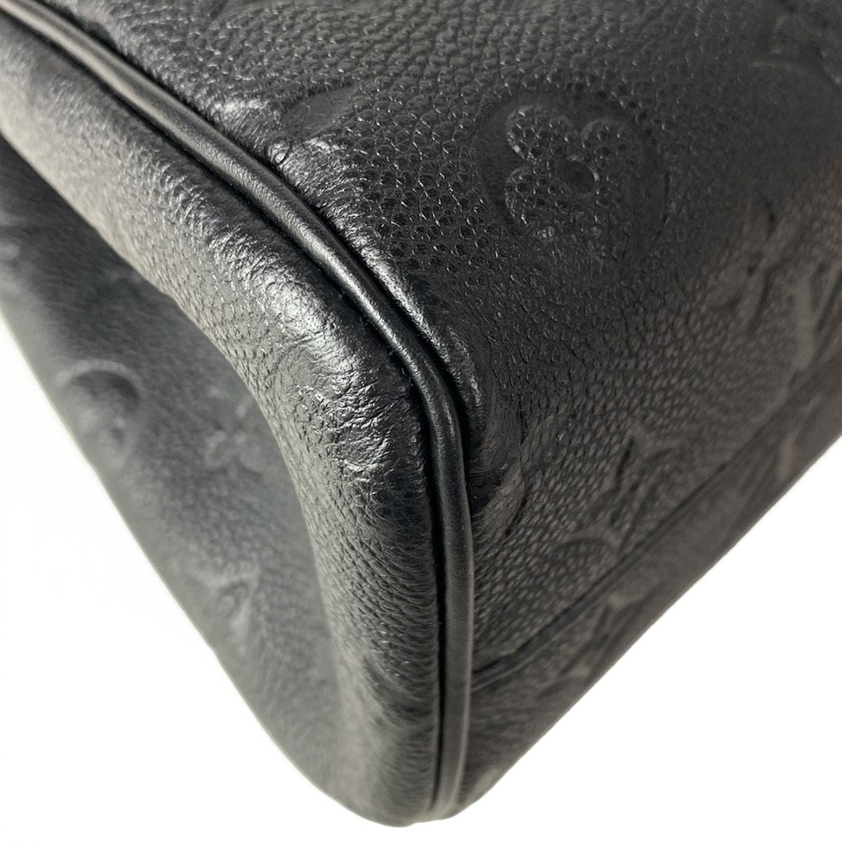 Louis Vuitton Tote Monogram Empreinte Avenue PM Noir Leather Cowhide — view 8