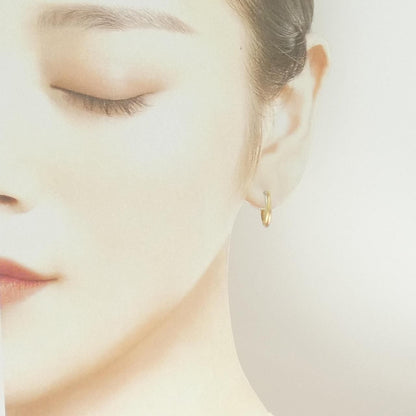 Cartier Trinity Earrings Gold — view 4