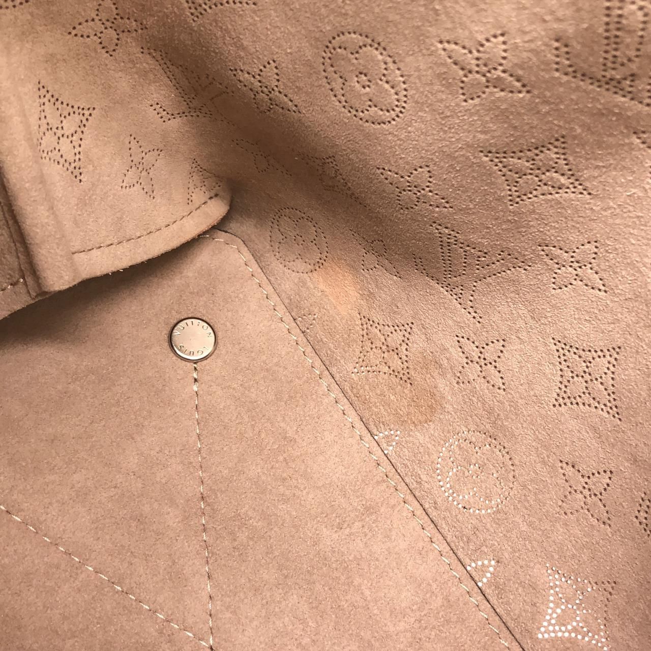 Louis Vuitton Mahina Bella Shoulder Bag — view 8