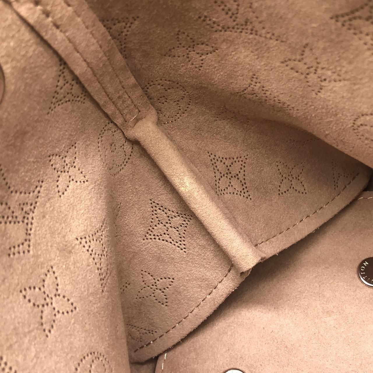 Louis Vuitton Mahina Bella Shoulder Bag — view 9