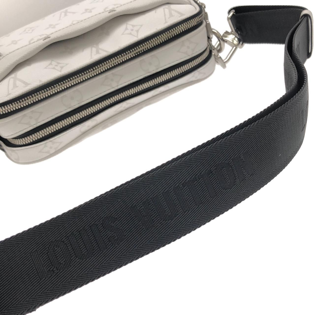 Louis Vuitton Taiga Llama Alpha Messenger Shoulder Bag — view 8