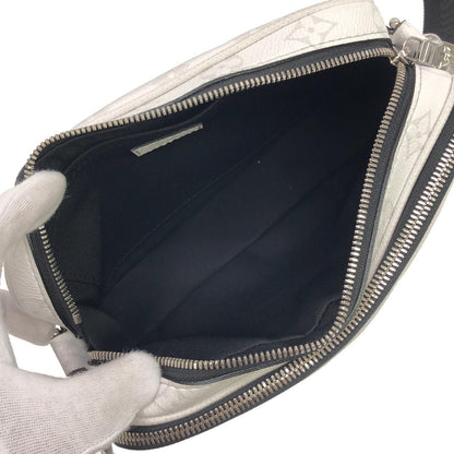 Louis Vuitton Taiga Llama Alpha Messenger Shoulder Bag — view 9