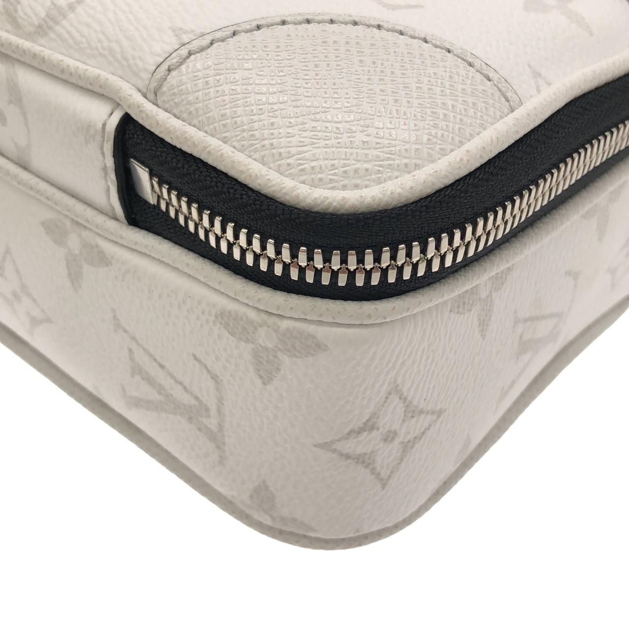 Louis Vuitton Taiga Llama Alpha Messenger Shoulder Bag — view 3