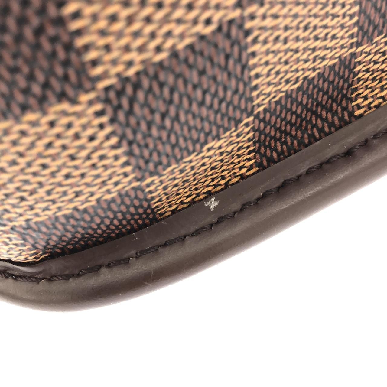 Louis Vuitton Damier Sologne Shoulder Bag — view 4