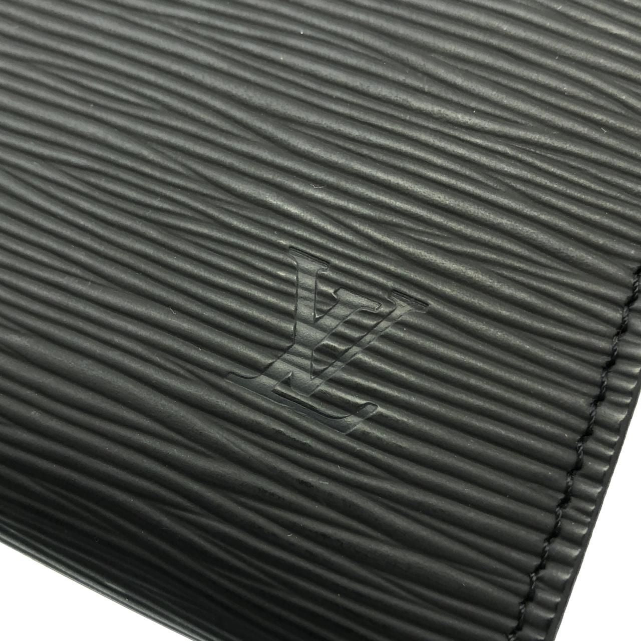 Louis Vuitton Epi Pochette 21 cm Pouch — view 7